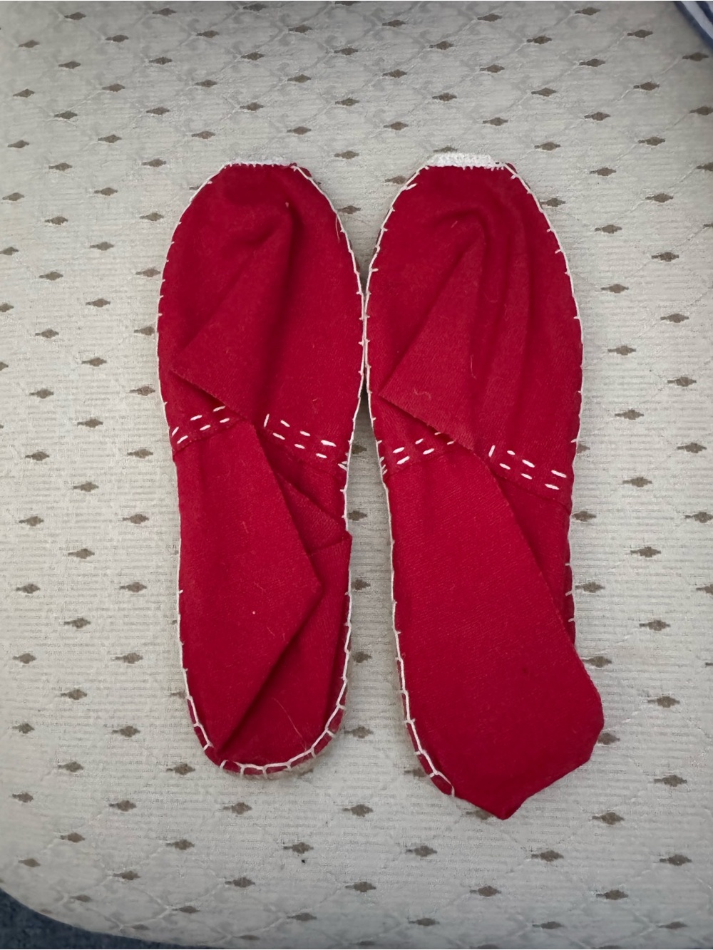Source Unknown Red Espadrille-Style Women’s Slip-Ons
